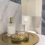 La Chartreuse Luxury - Manu Maison *