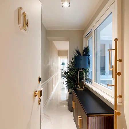 La Chartreuse Luxury 1a-1b-3a-3b *